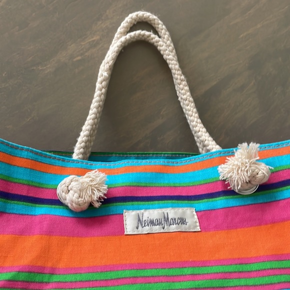 NWOT Gorgeous Neumann Marcus Tote Bag 🛍️ - Picture 11 of 11